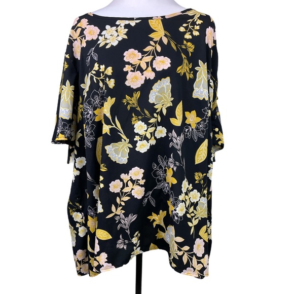 LOFT Tops - LOFT Plus Black and Yellow Floral Blouse Size 26